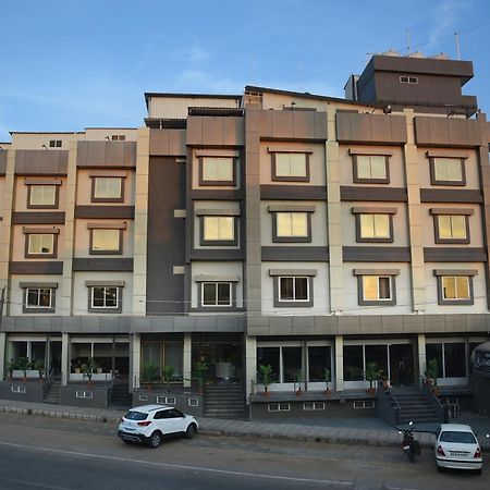 Hotel R Empire Revtree Davangere Exterior foto