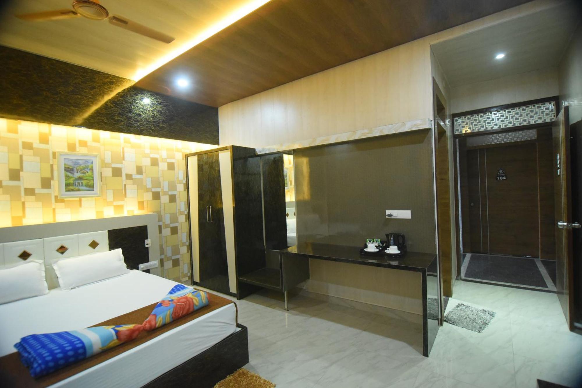 Hotel R Empire Revtree Davangere Exterior foto