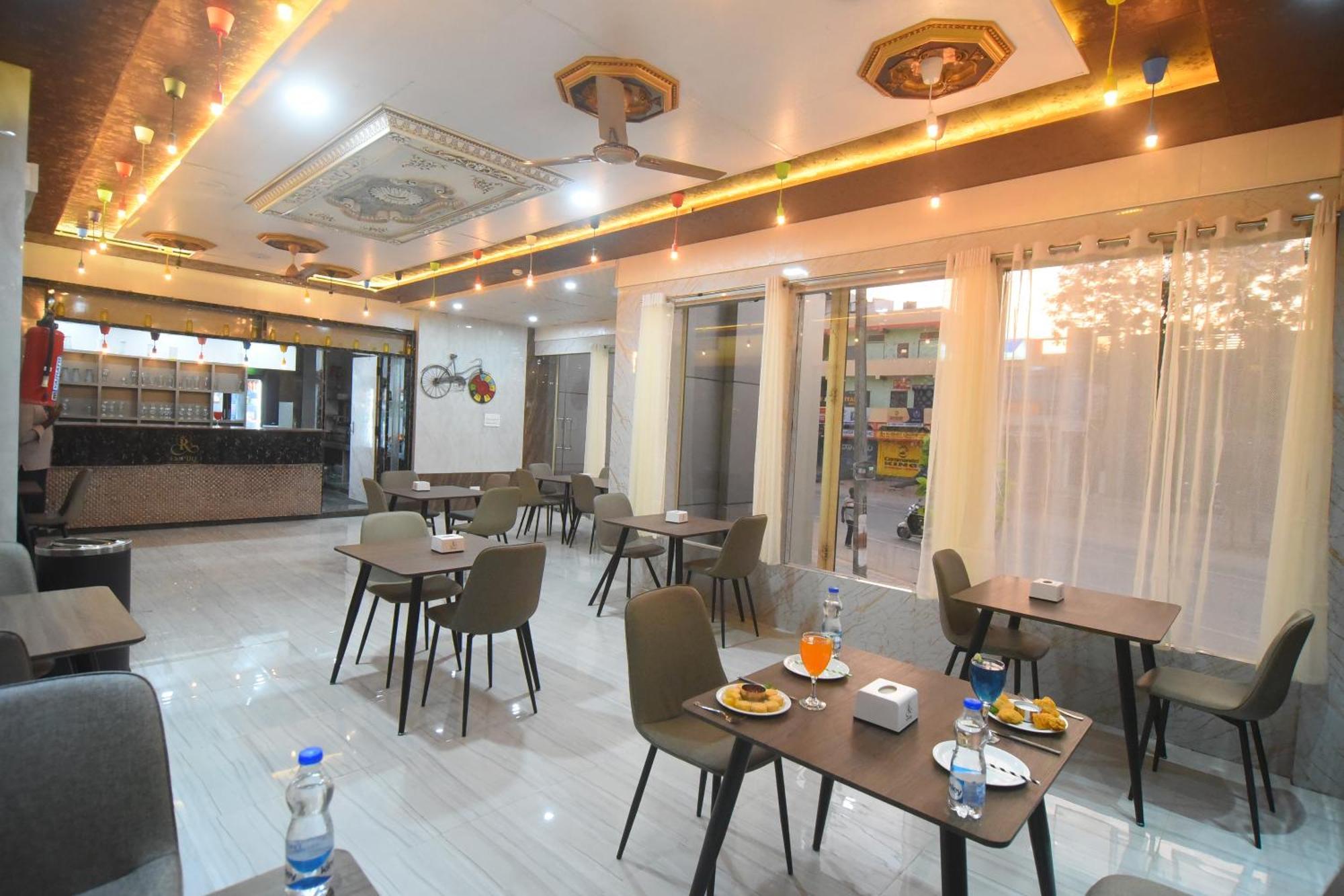 Hotel R Empire Revtree Davangere Exterior foto